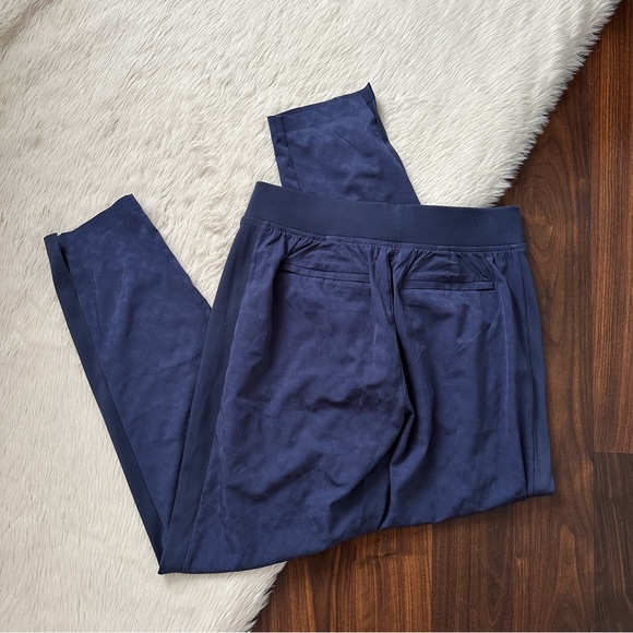 Athleta Brooklyn Textured Ankle Pant Leopard Medieval Violet - Picture 4 of 10